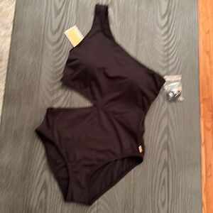 Michael Kors Swimsuit- Brand new 🌴🌴🏖🏖